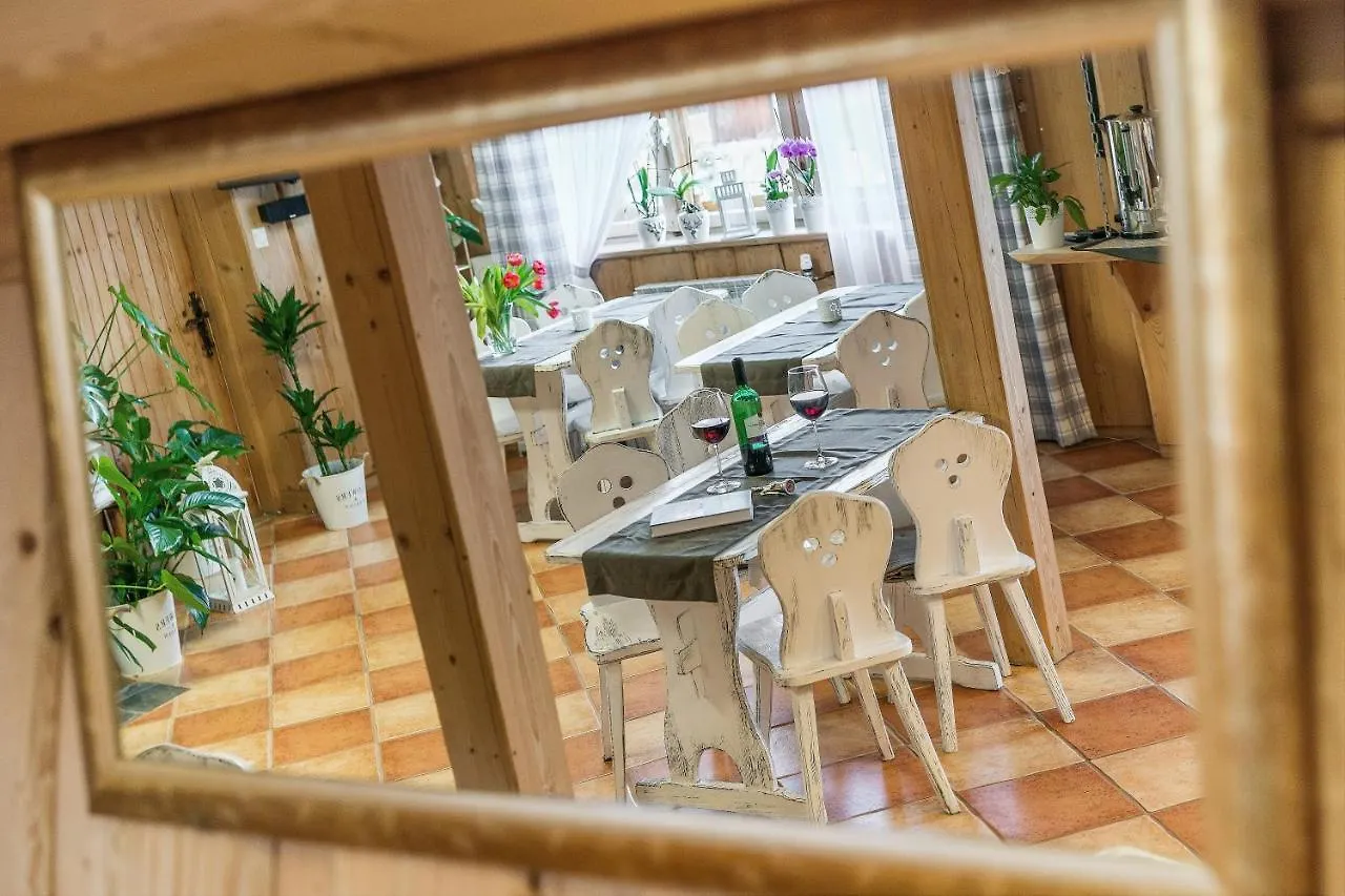 Oda ve Kahvaltı Pokoje Goscinne U Malgorzaty Jacuzzi & Sauna Zakopane