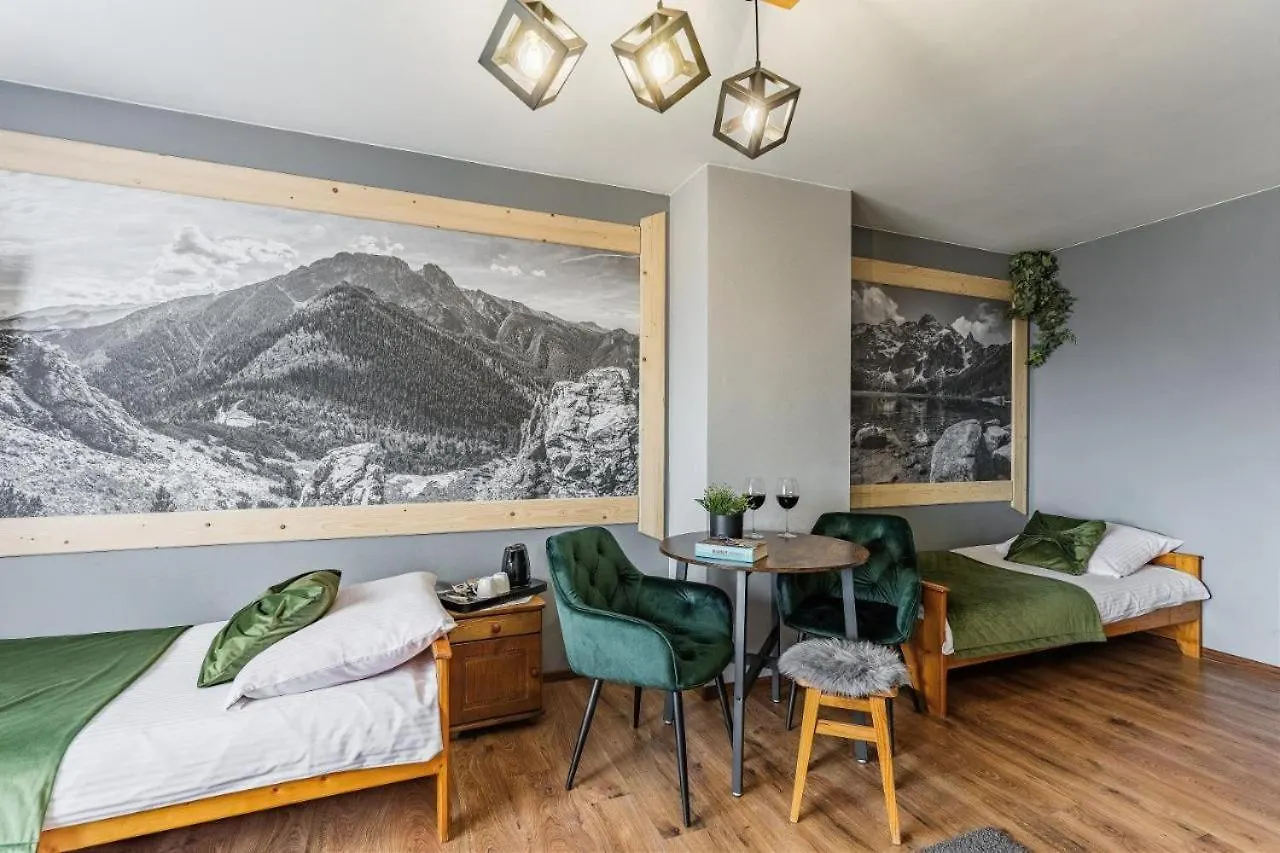 Pokoje Goscinne U Malgorzaty Jacuzzi & Sauna Zakopane Oda ve Kahvaltı